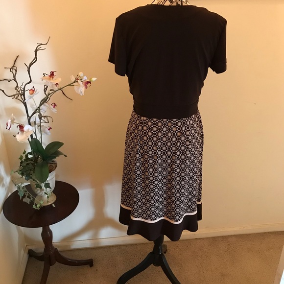 Lovely work dress, size 10 - Picture 3 of 6